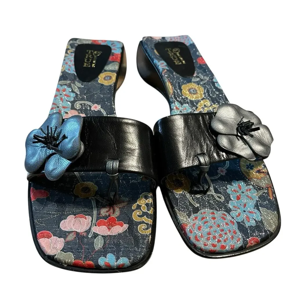 True Meaning Flip Flops Women Size 10 Floral New Black Gray Retro Chic Vibes